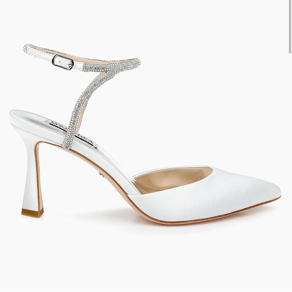 White Satin Pumps - Badgley Mischka